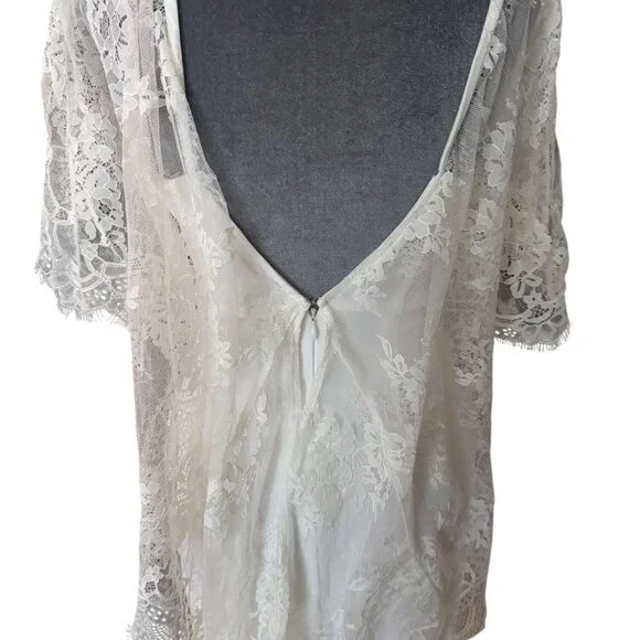 Lulus White Lace Overlay Bridal Gown With V-Back & Flutter Sleeves - Picture 10 of 10